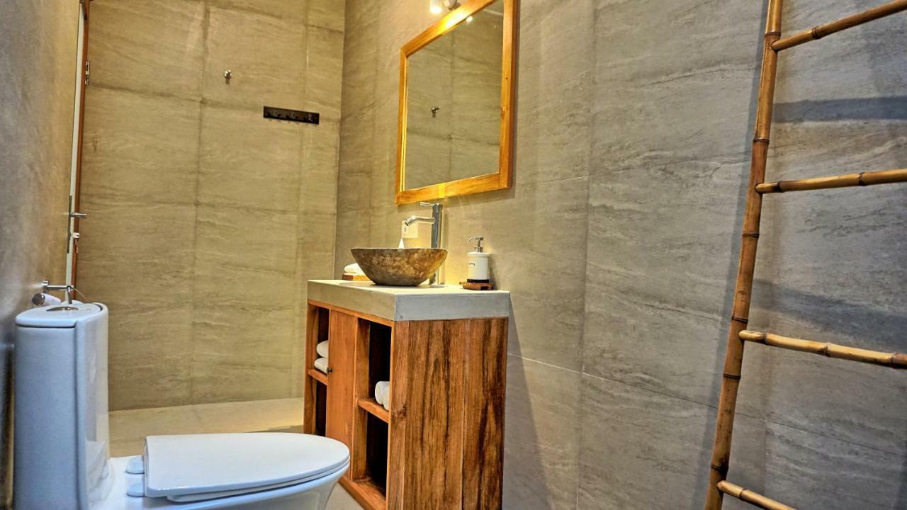 Sarayu Villa Seminyak  Bagian luar foto
